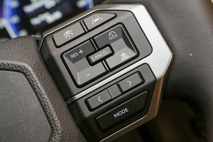 2025 Toyota Landcruiser Prado VX