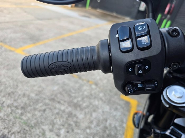 2025 Indian SPORT CHIEF RT HEAVY METAL SMOKE