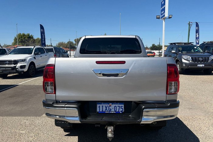 2018 Toyota Hilux SR5