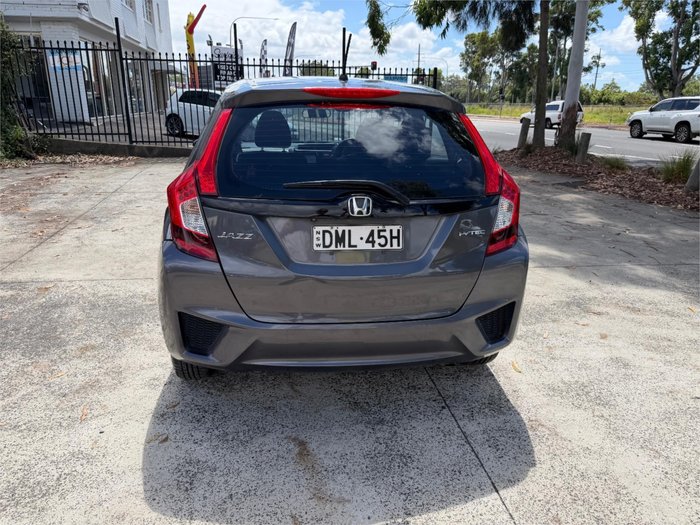 2016 HONDA JAZZ VTi