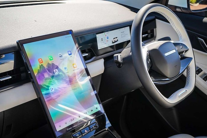 2025 Jaecoo J5 EV Summit