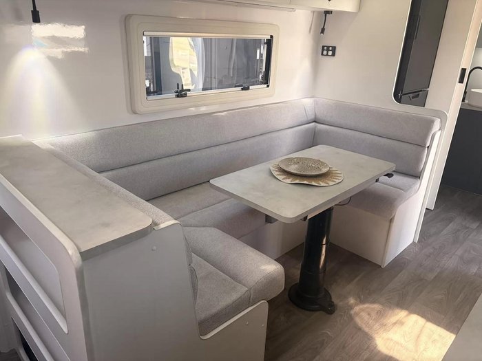 2026 Dreamhaven 20 Series Superx Caravan