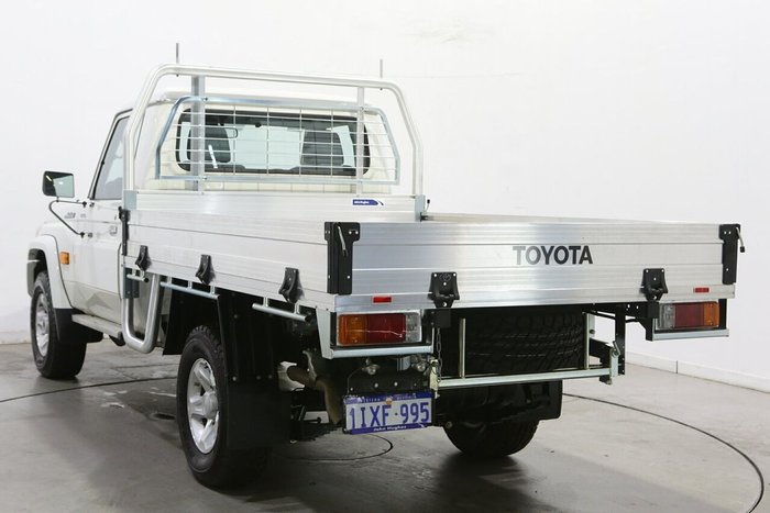 2023 Toyota Landcruiser GXL