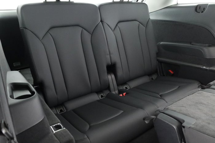 2025 Audi Q7 45 TDI