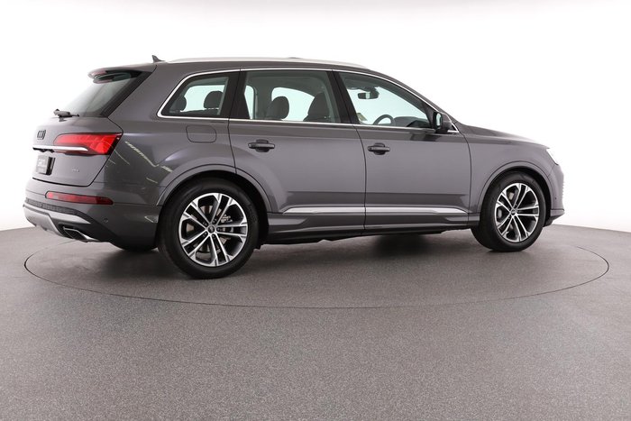 2025 Audi Q7 45 TDI