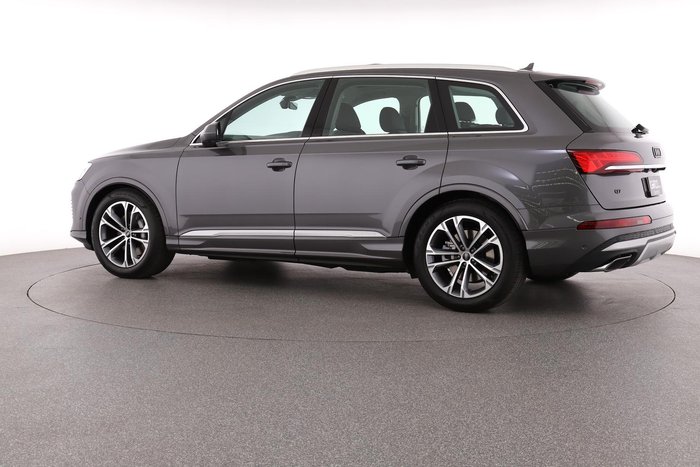 2025 Audi Q7 45 TDI
