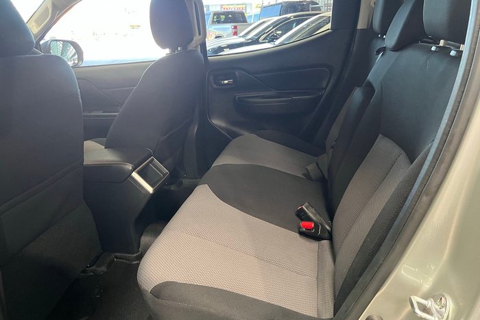 2023 Mitsubishi Triton GLX-R