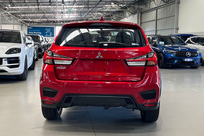 2025 Mitsubishi ASX ES