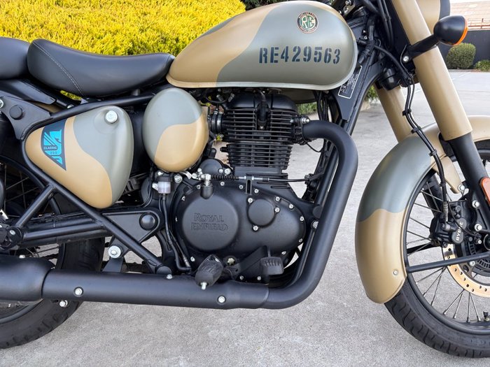 2025 Royal Enfield CLASSIC 350 SIGNALS KHAKI