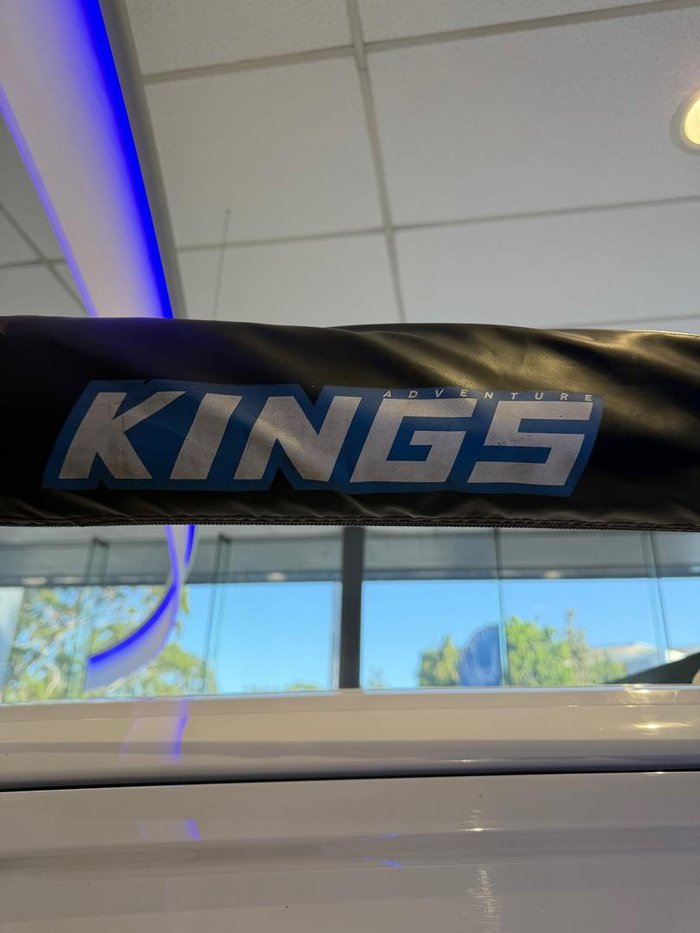 2022 Hyundai STARIA LOAD