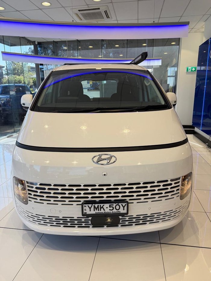 2022 Hyundai STARIA LOAD