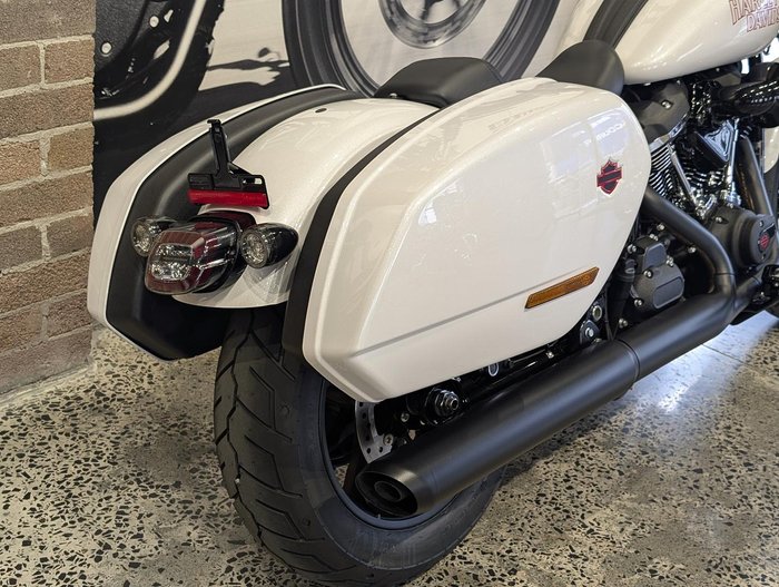 2026 Harley-Davidson Low Rider ST 117 (FXLRST) Softail White