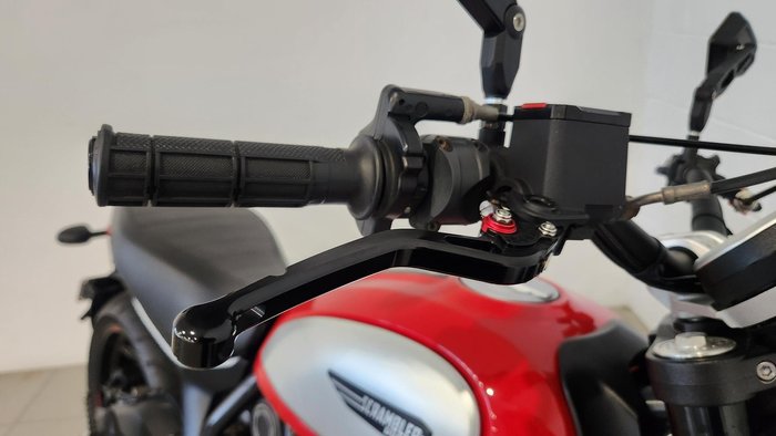 2017 Ducati Scrambler ICON Scrambler Red