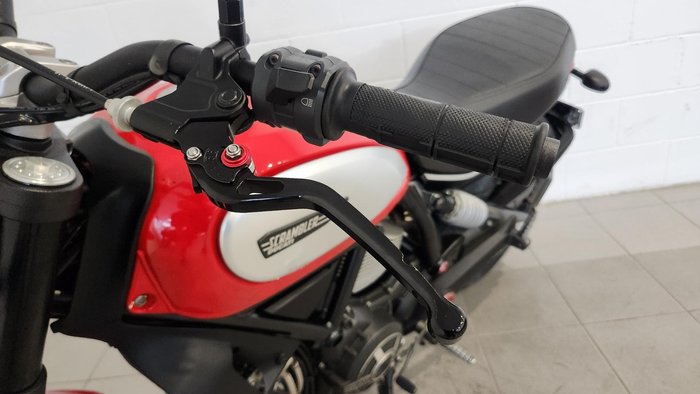 2017 Ducati Scrambler ICON Scrambler Red