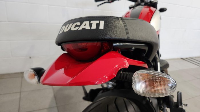 2017 Ducati Scrambler ICON Scrambler Red