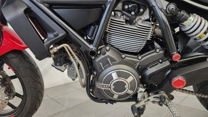 2017 Ducati Scrambler ICON Scrambler Red