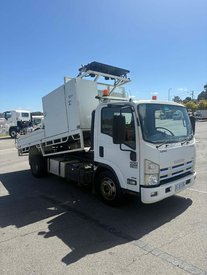 2014 Isuzu N Series NPR 400