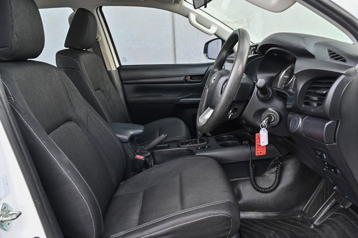 2022 Toyota Hilux SR GUN126R 4X4 Dual Range Glacier White