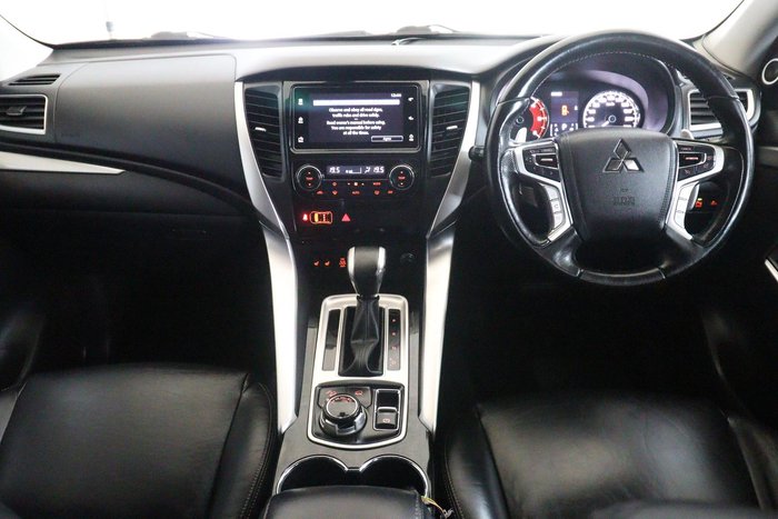 2016 Mitsubishi Pajero Sport Exceed