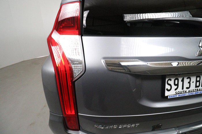 2016 Mitsubishi Pajero Sport Exceed