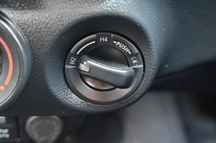 2023 Toyota Hilux SR GUN126R 4X4 Dual Range Glacier White