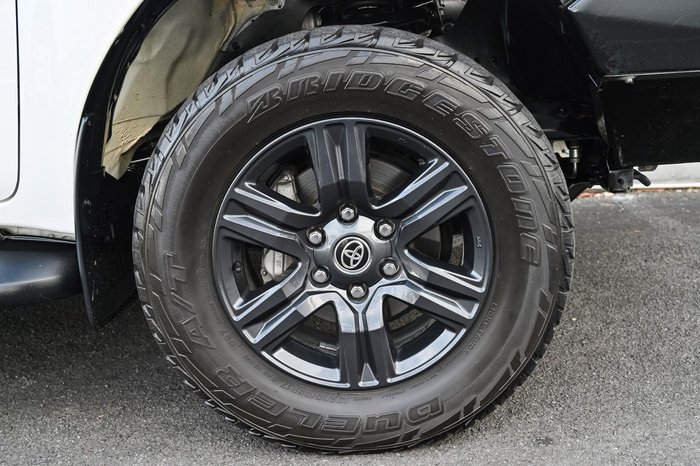 2023 Toyota Hilux SR GUN126R 4X4 Dual Range Glacier White