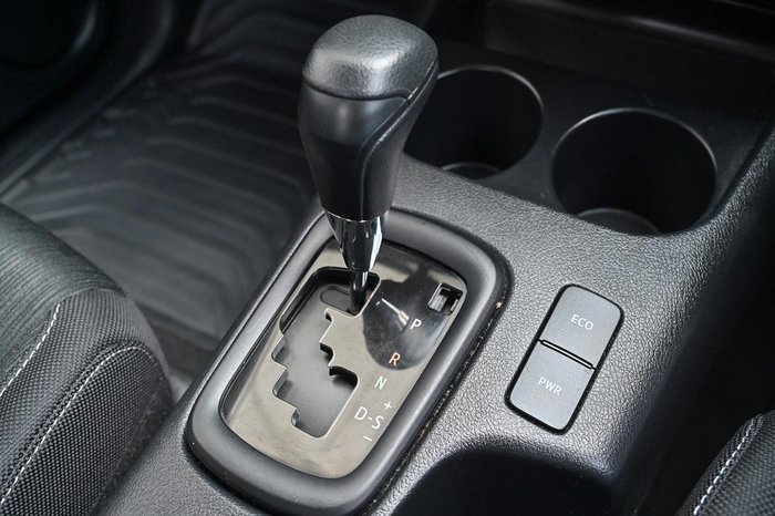 2023 Toyota Hilux SR GUN126R 4X4 Dual Range Glacier White