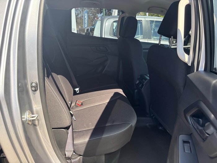 2025 Isuzu D-MAX SX