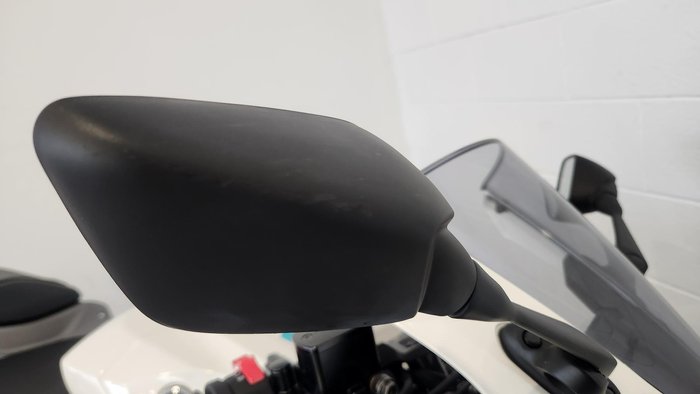 2024 Yamaha YZF-R3 R3 White