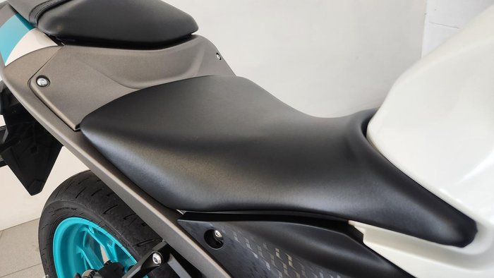 2024 Yamaha YZF-R3 R3 White