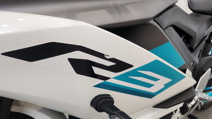 2024 Yamaha YZF-R3 R3 White