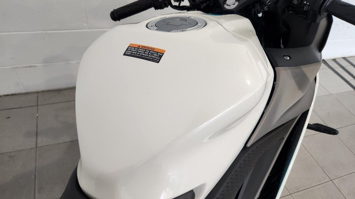 2024 Yamaha YZF-R3 R3 White