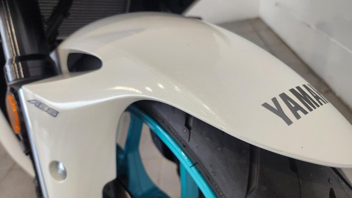 2024 Yamaha YZF-R3 R3 White