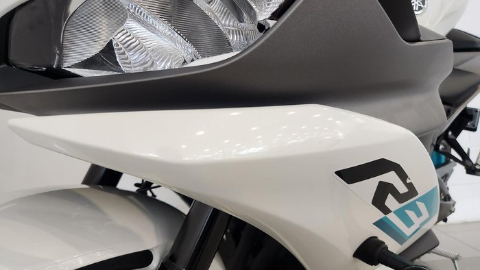 2024 Yamaha YZF-R3 R3 White