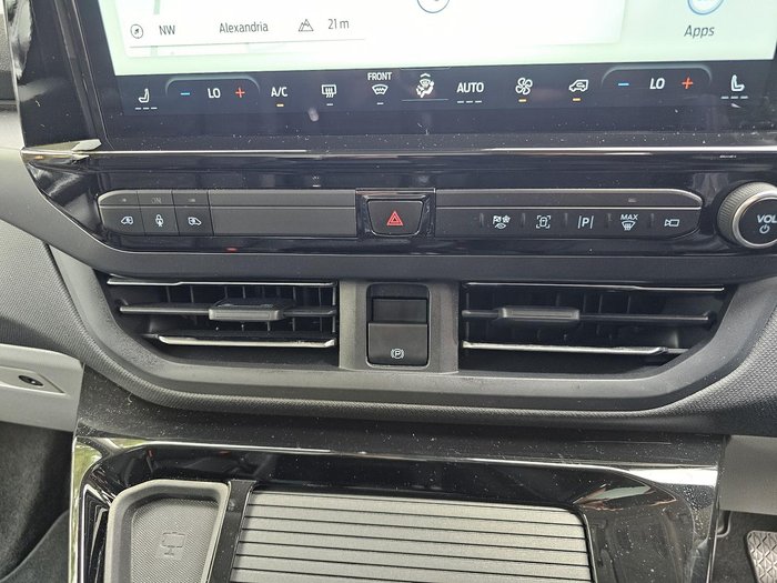 2024 Ford Tourneo Titanium X