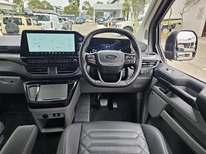 2024 Ford Tourneo Titanium X