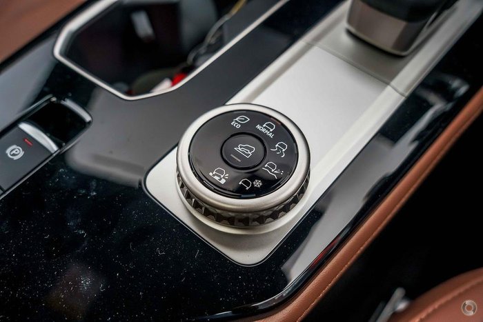 2025 Mitsubishi Outlander Exceed Tourer ZM MY25 AWD White Diamond with Black Mica Roof