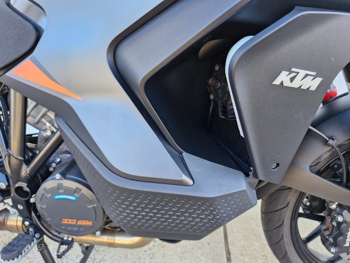 2021 Ktm SUPER ADVENTURE S Black
