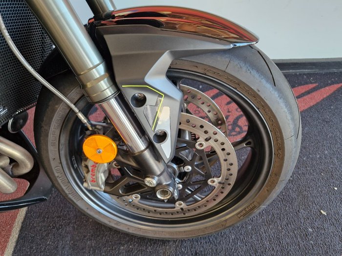 2025 Triumph 2025 Triumph 765CC Street Triple RS Black