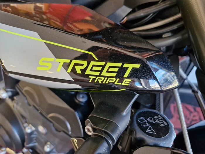 2025 Triumph 2025 Triumph 765CC Street Triple RS Black