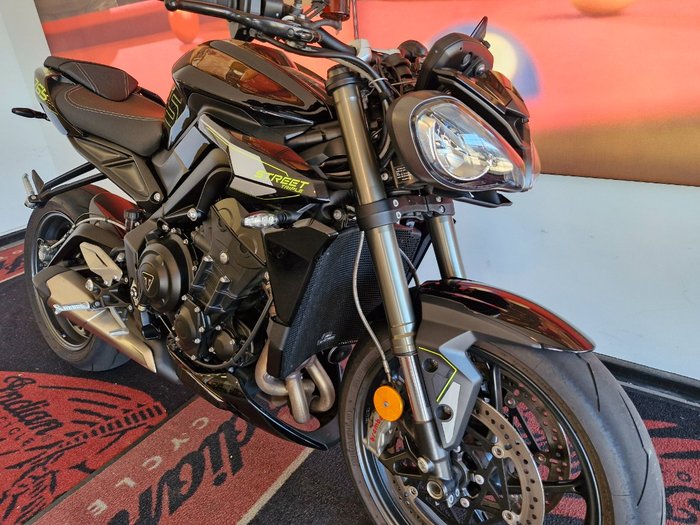 2025 Triumph 2025 Triumph 765CC Street Triple RS Black