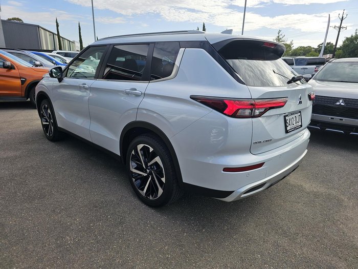 2023 Mitsubishi Outlander Aspire