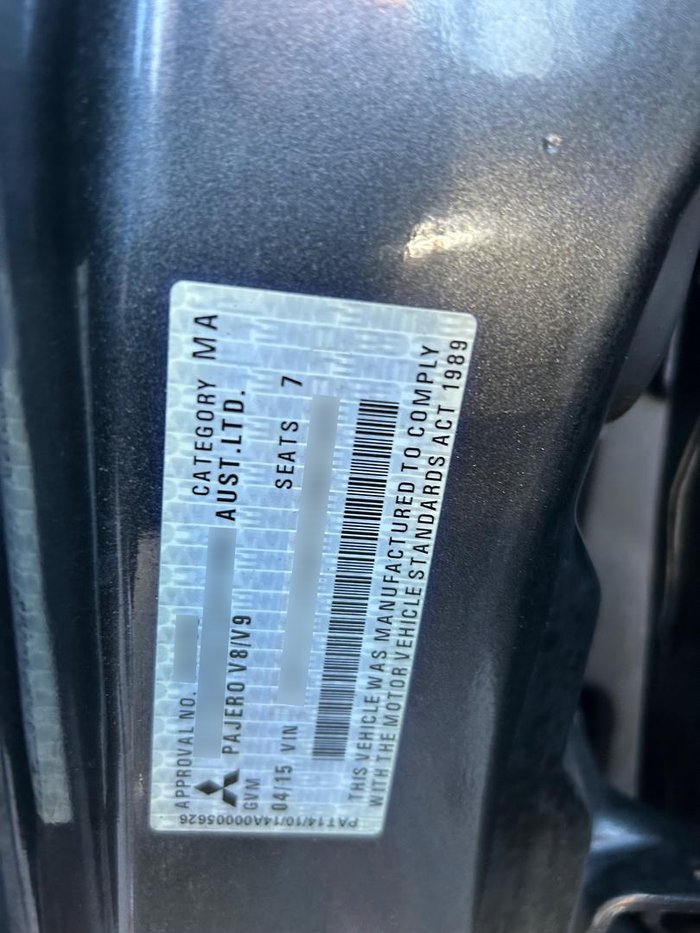 2015 Mitsubishi Pajero GLS