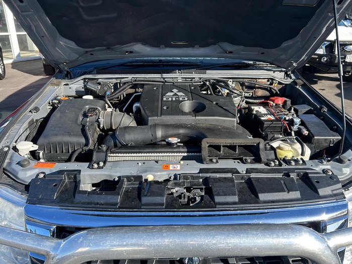 2015 Mitsubishi Pajero GLS