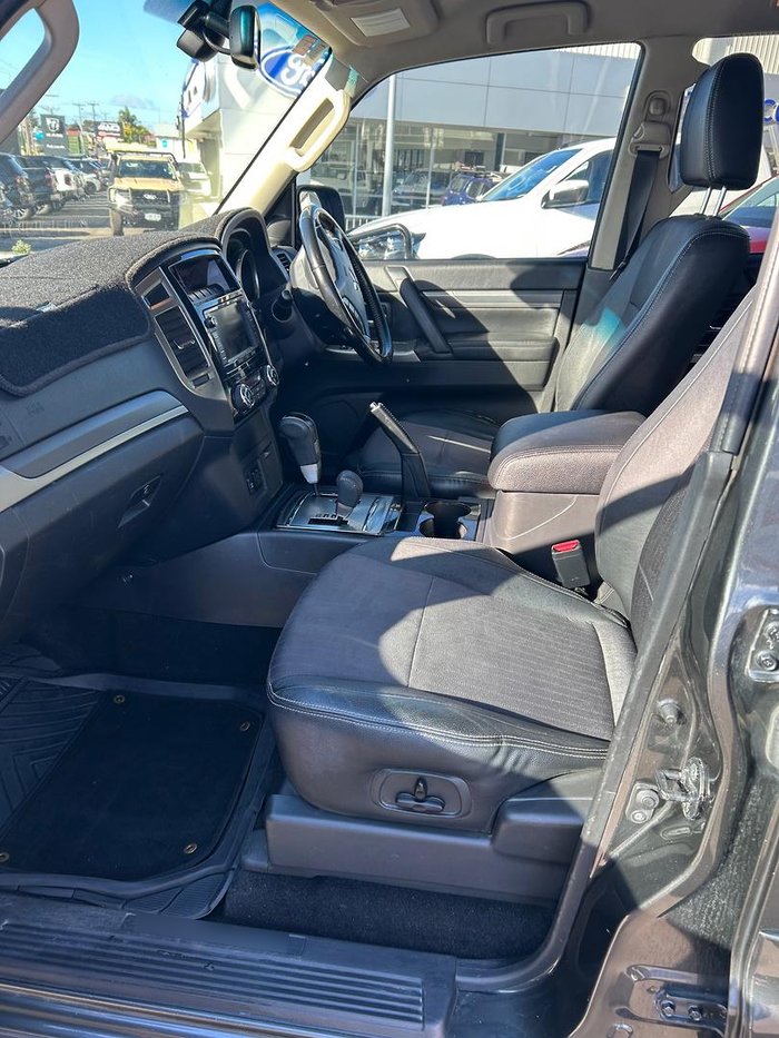 2015 Mitsubishi Pajero GLS