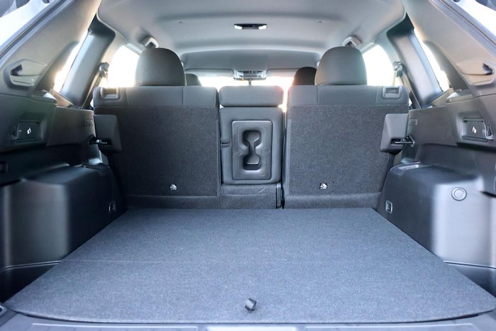 2025 Mitsubishi Outlander ES ZM MY25 AWD White Diamond
