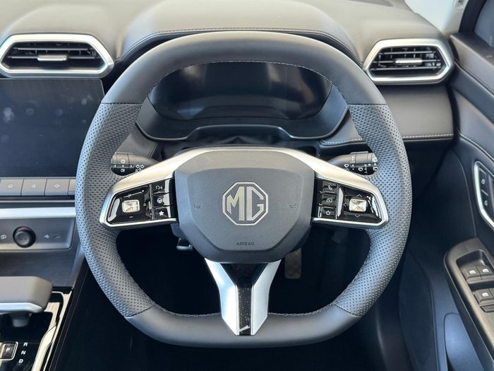 2025 MG ZS Essence Turbo