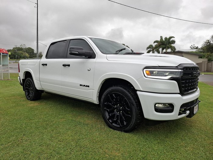 2025 RAM 1500 Limited Hurricane HO RamBox DT MY26 4X4 Dual Range Bright White