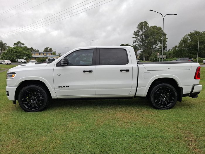 2025 RAM 1500 Limited Hurricane HO RamBox DT MY26 4X4 Dual Range Bright White