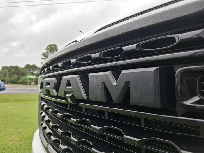 2025 RAM 1500 Limited Hurricane HO RamBox DT MY26 4X4 Dual Range Bright White